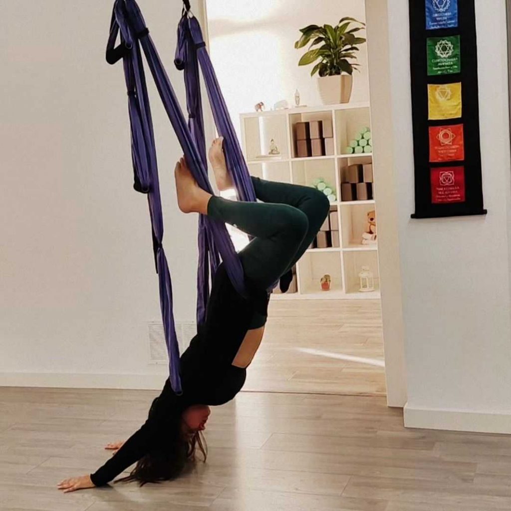 inversion yoga aereo